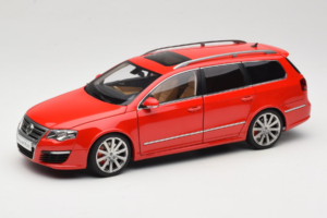 Volkswagen Passat B6 R36 Variant Vermelho NZG 1:18 KF044-5 Metal
