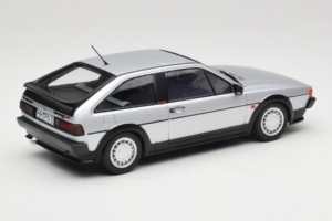 Volkswagen Scirocco Mk2 GTX 16V Flash Silver Norev 1:18 188635 Metal - imagem 2 de 6