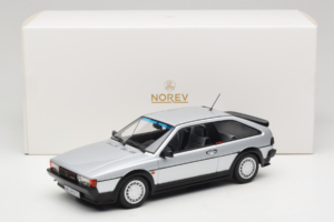 Volkswagen Scirocco Mk2 GTX 16V Flash Silver Norev 1:18 188635 Metal - imagem 6 de 6
