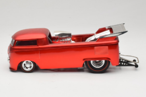 Volkswagen T1 Camionete Vermelho Hot Wheels 1:18 J2895 Metal - imagem 4 de 8