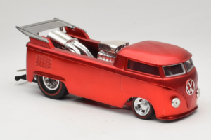 Volkswagen T1 Camionete Vermelho Hot Wheels 1:18 J2895 Metal - imagem 6 de 8