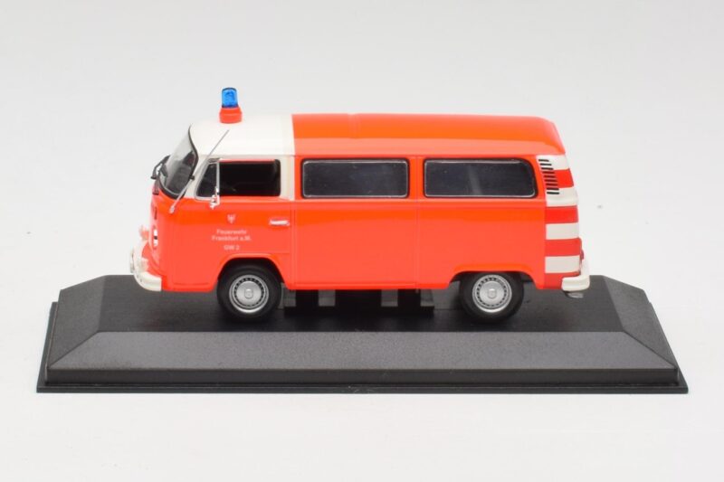 Volkswagen T2 Bus Bombeiros Frankfurt Minichamps 1:43 400053091-R Metal