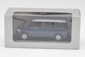 Volkswagen T5 Bus Shadow Blue Minichamps 1:43 842902102 Metal - imagem 4 de 4