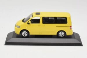 Volkswagen T5 Bus Amarelo Minichamps 1:43 842902111 Metal