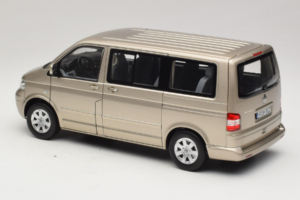 Volkswagen T5 Multivan Beige Metallic Norev 1:18 188602 Metal - imagem 4 de 8