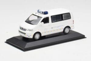 Volkswagen T5 Multivan Bundeswehr Médico de Emergência Protótipo Minichamps 1:43 400052291-P1 Metal - imagem 2 de 4