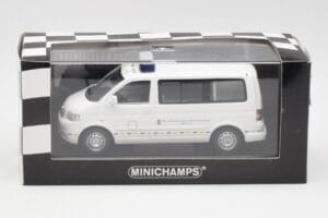 Volkswagen T5 Multivan Bundeswehr Médico de Emergência Protótipo Minichamps 1:43 400052291-P1 Metal - imagem 4 de 4
