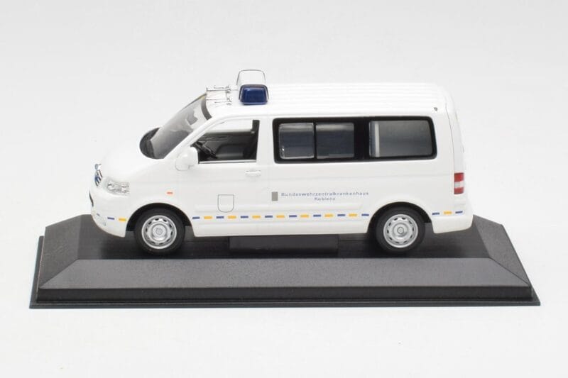 Volkswagen T5 Multivan Bundeswehr Médico de Emergência Protótipo Minichamps 1:43 400052291-P1 Metal