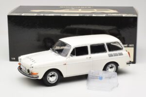 Volkswagen Type 3 1600 L Variant Polícia Minichamps 1:18 100051091 Metal - imagem 8 de 8