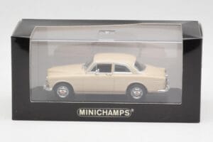 Volvo 121 Amazon Bege Minichamps 1:43 940171002 Metal - imagem 4 de 4