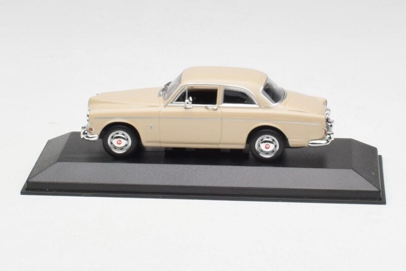 Volvo 121 Amazon Bege Minichamps 1:43 940171002 Metal