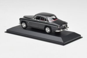 Volvo 121 Amazon Cinzento Minichamps 1:43 430171061 Metal - imagem 3 de 4