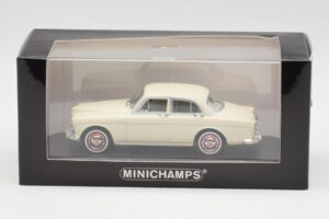 Volvo 121 Amazon Branco Minichamps 1:43 430171040 Metal - imagem 4 de 4