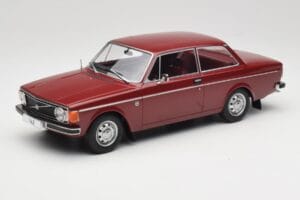 Volvo 142 Vermelho Escuro MCG 1:18 MCG18443 Metal