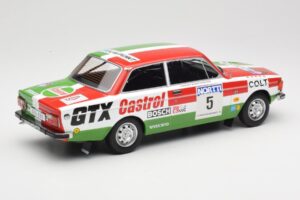 Volvo 142 #5 H. Mikkola / E. Rautanen Rally 1000 Lakes 1973 MCG 1:18 MCG18529R Metal - imagem 2 de 6