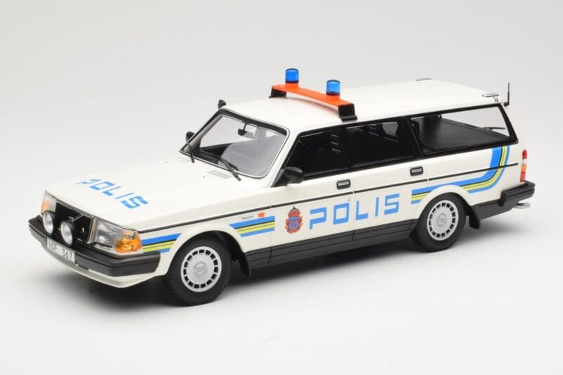 Volvo 240 GL Break Polis Sweden Minichamps 1:18 155171480 Metal