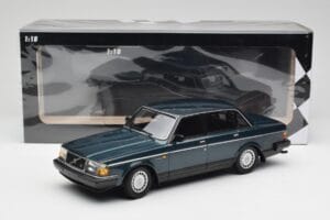 Volvo 240 GL Petrol Metallic Minichamps 1:18 155171407 Metal - imagem 6 de 6
