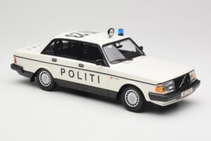 Volvo 240 GL Politi Denmark Minichamps 1:18 155171495 Metal - imagem 4 de 6