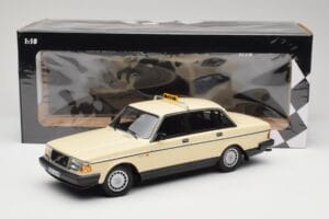 Volvo 240 GL Taxi Minichamps 1:18 155171494 Metal - imagem 6 de 6