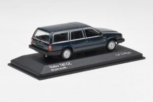 Volvo 740 GL Estate Azul Verde Metálico Minichamps 1:43 943171713 Metal - imagem 2 de 4