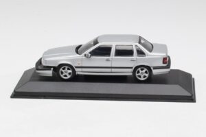 Volvo 850 Prata Minichamps 1:43 430171402 Metal