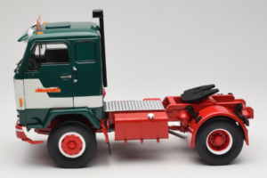 Volvo F88 Bilspedition Verde Branco MCG 1:18 MCG18139 Metal - imagem 4 de 8