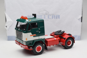 Volvo F88 Bilspedition Verde Branco MCG 1:18 MCG18139 Metal - imagem 8 de 8