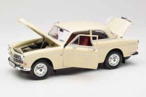 Volvo P121 Amazon Branco Revell 1:18 08866 Metal - imagem 2 de 8