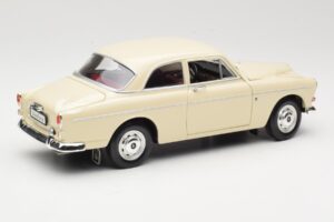 Volvo P121 Amazon Branco Revell 1:18 08866 Metal - imagem 3 de 8