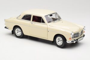 Volvo P121 Amazon Branco Revell 1:18 08866 Metal - imagem 6 de 8