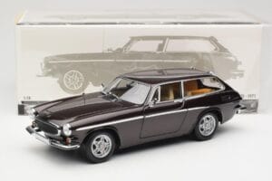 Volvo P1800 ES Castanho Metallic Minichamps 1:18 100171615 Metal - imagem 8 de 8