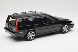 Volvo V70 R P80 Preto DNA 1:18 DNA000232 Metal - imagem 2 de 6