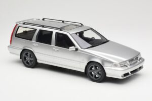 Volvo V70 R P80 Prata DNA 1:18 DNA000155 Metal - imagem 4 de 6