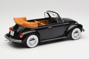Volkswagen Beetle 1303 Cabriolet Preto Norev 1:18 188533 Metal - imagem 2 de 6