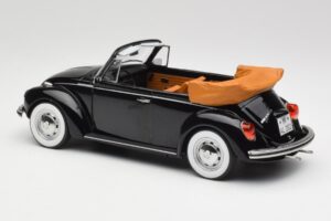 Volkswagen Beetle 1303 Cabriolet Preto Norev 1:18 188533 Metal - imagem 5 de 6