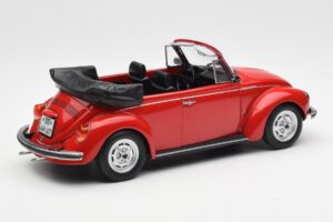 Volkswagen Beetle 1303 Cabriolet Vermelho Norev 1:18 188529 Metal - imagem 2 de 6
