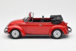 Volkswagen Beetle 1303 Cabriolet Vermelho Norev 1:18 188529 Metal - imagem 3 de 6