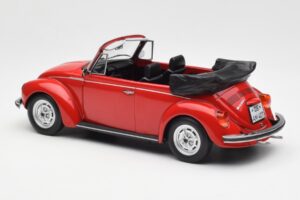 Volkswagen Beetle 1303 Cabriolet Vermelho Norev 1:18 188529 Metal - imagem 5 de 6