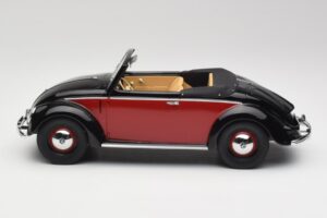 Volkswagen Beetle Hebmuller Cabriolet Preto & Vermelho Minichamps 1:18 107054230 Resina - imagem 3 de 6