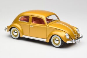 Volkswagen Beetle Dourado Bburago 1:18 3361 Metal - imagem 6 de 8