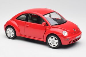 Volkswagen New Beetle Vermelho Bburago 1:18 8185108 Metal - imagem 6 de 8