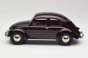 Volkswagen Beetle Ruby Vermelho Minichamps 1:18 107054002 Resina - imagem 3 de 6