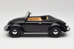 Volkswagen Beetle Type 1 Hebmuller Cabriolet Preto Minichamps 1:18 107054232 Metal - imagem 3 de 6