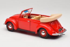 Volkswagen Cabriolet Ruby Vermelho Maisto 1:18 32826 Metal - imagem 7 de 8
