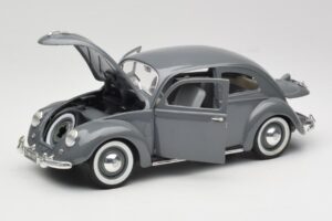 Volkswagen Export Sedan Agave Grey Maisto 1:18 100299 Metal - imagem 2 de 8