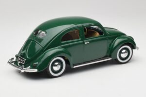 Volkswagen Export Sedan Beryl Verde Maisto 1:18 31820 Metal - imagem 3 de 8