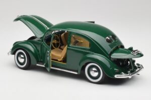Volkswagen Export Sedan Beryl Verde Maisto 1:18 31820 Metal - imagem 5 de 8