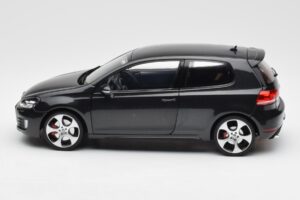 Volkswagen Golf Mk6 GTI Cinzento Metálico Norev 1:18 188503 Metal - imagem 4 de 7