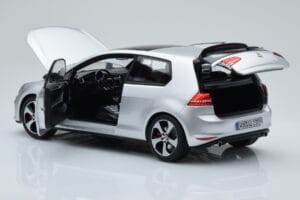 Volkswagen Golf GTI Mk7 Reflex Prateado Norev 1:18 188551 Metal - imagem 5 de 8