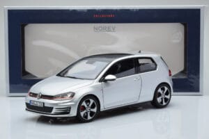 Volkswagen Golf GTI Mk7 Reflex Prateado Norev 1:18 188551 Metal - imagem 8 de 8